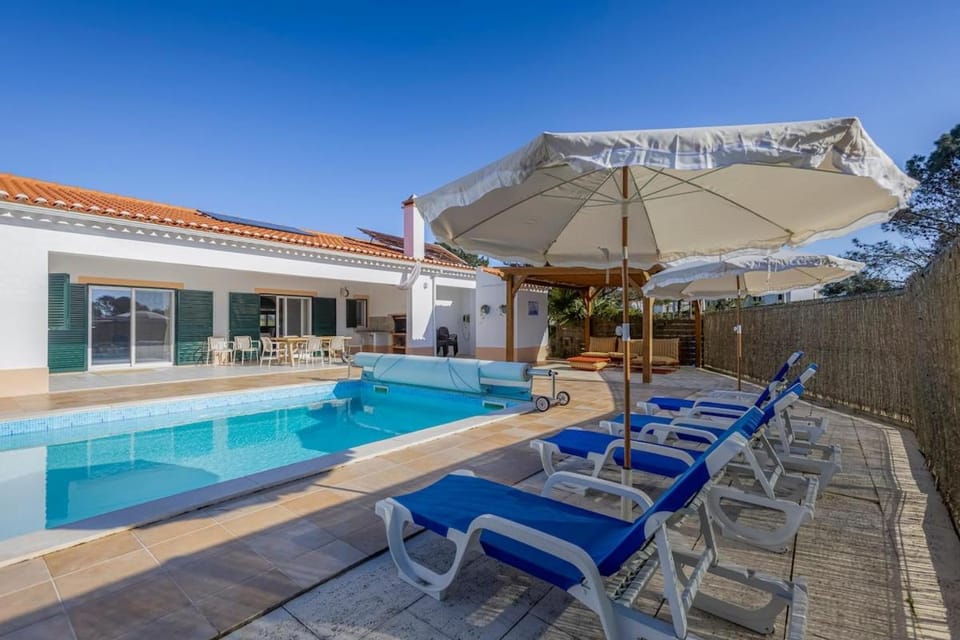 Balcony/Terrace, Swimming pool