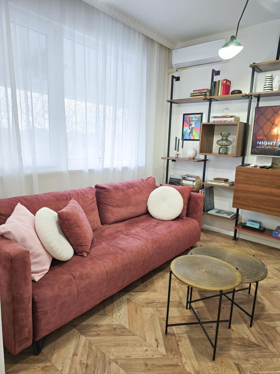 TV and multimedia, Living room, Seating area