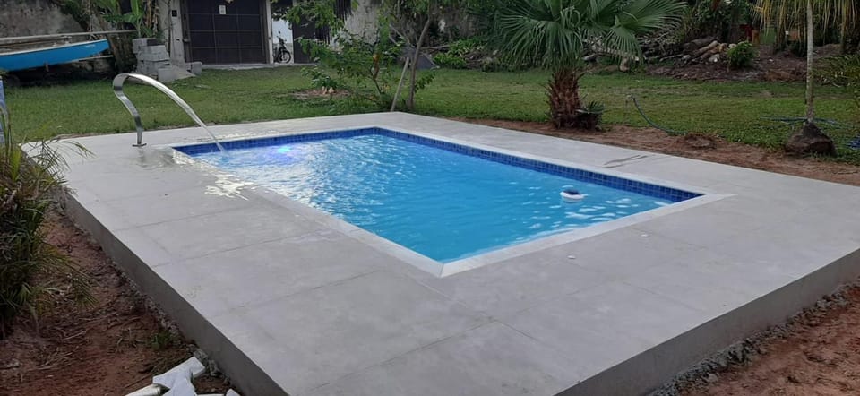 Casa martim de sá 4 dormitórios pé na areia Patri House in Caraguatatuba
