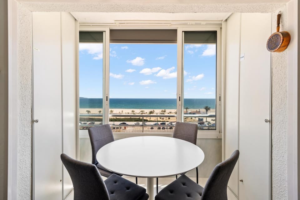 Dining area, Sea view