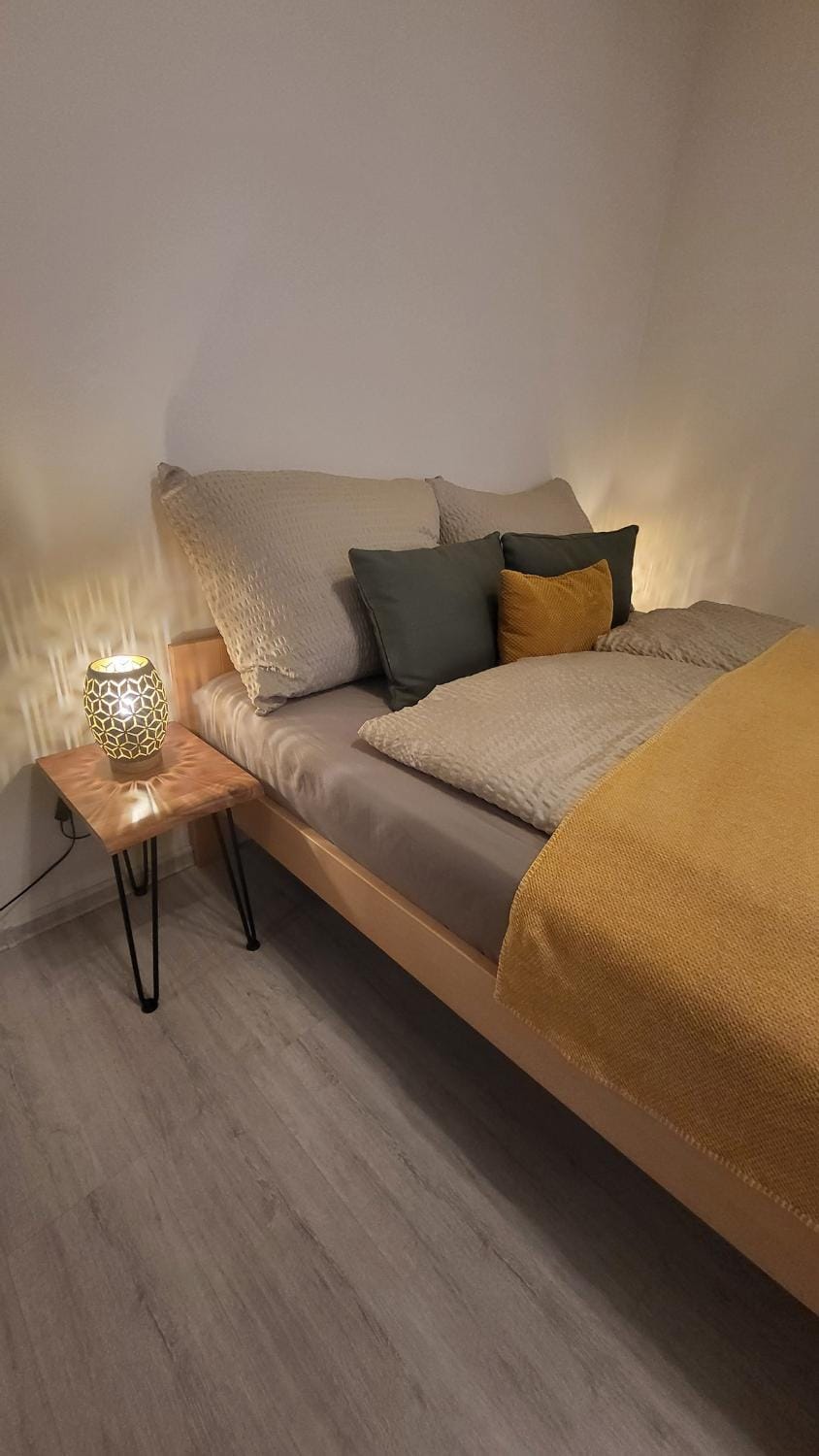 Bed, Bedroom
