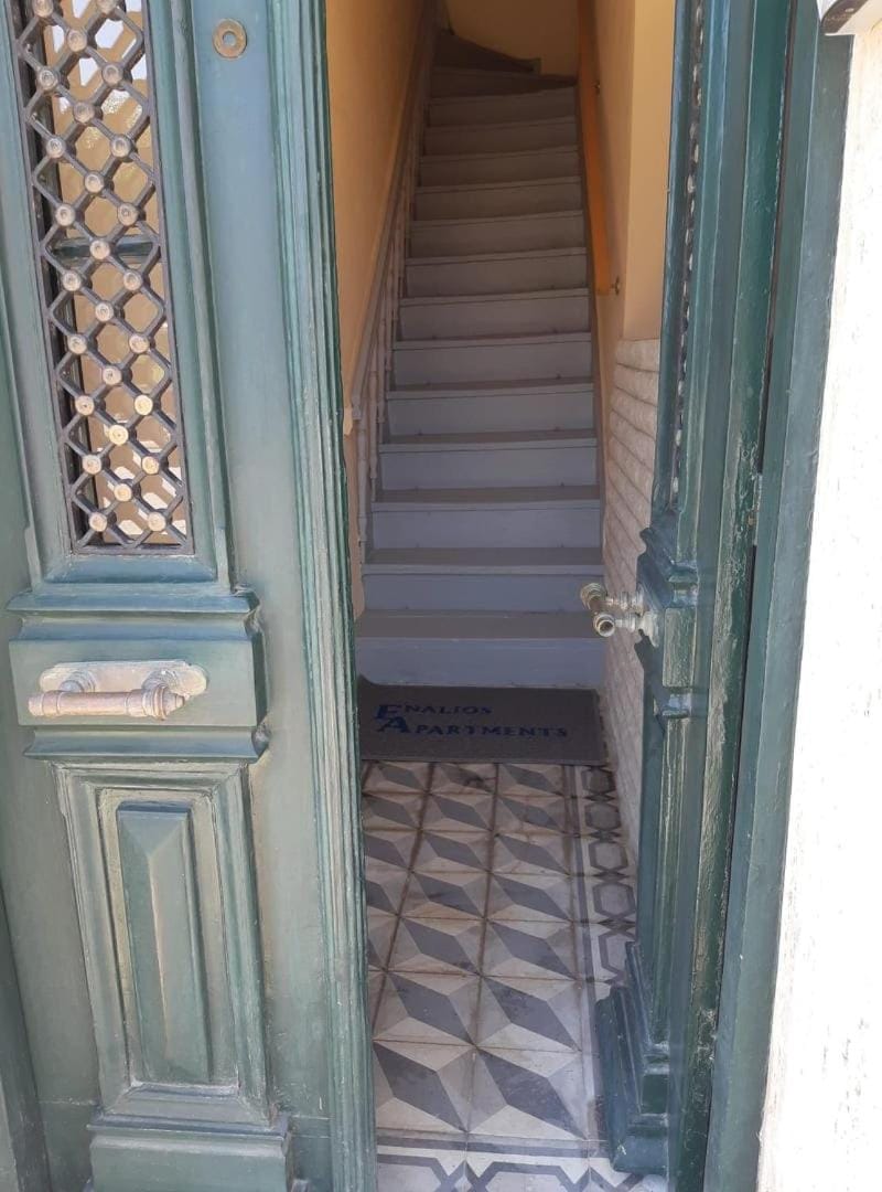 Enalios Apt #2- Spacious Flat in the Heart of Town Apartment in Peloponnese Region