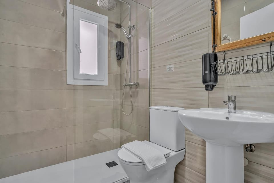 Shower, Bathroom