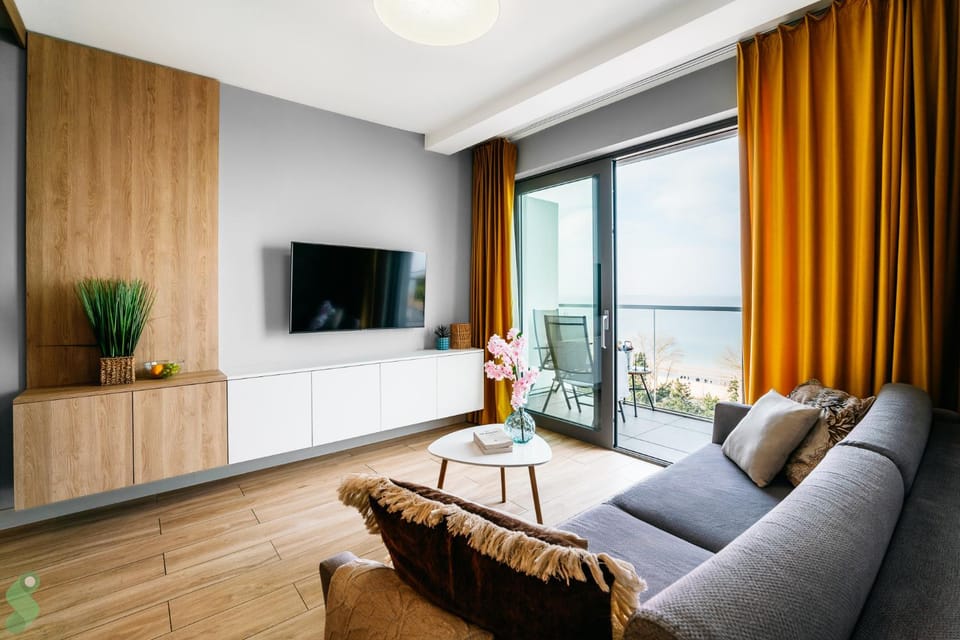 TV and multimedia, Balcony/Terrace, Living room