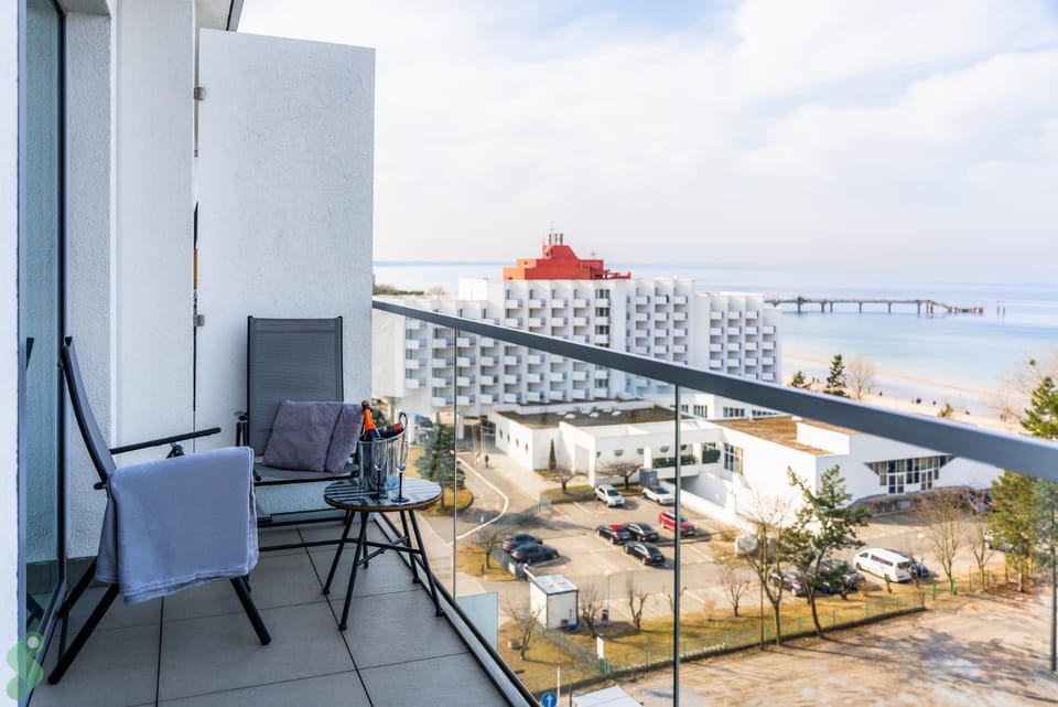 View (from property/room), City view, Sea view