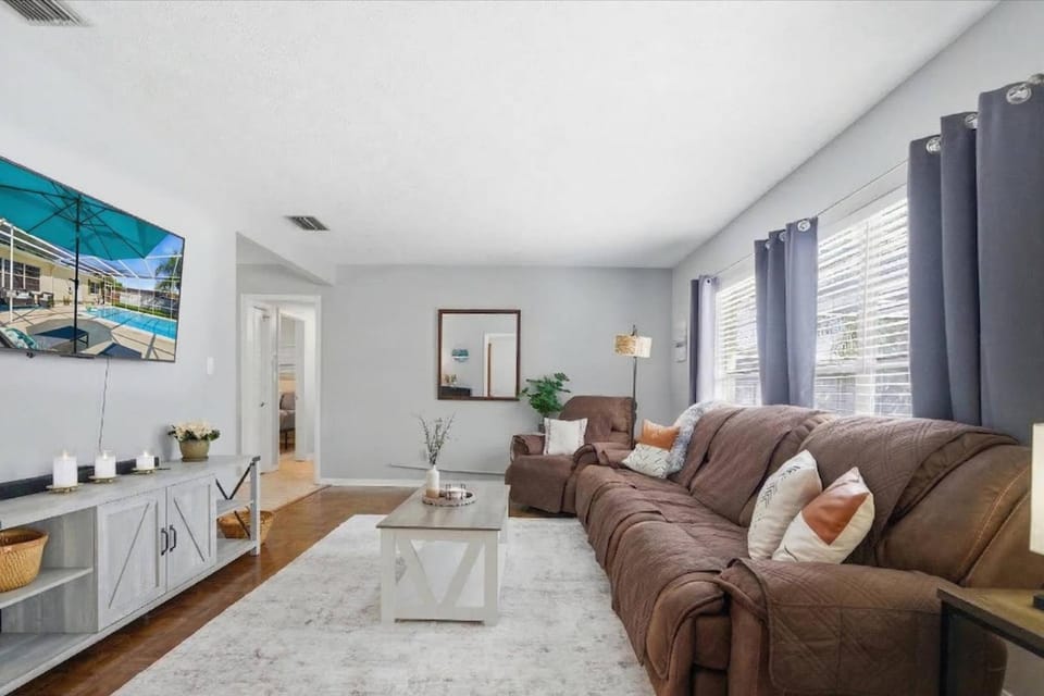 TV and multimedia, Living room