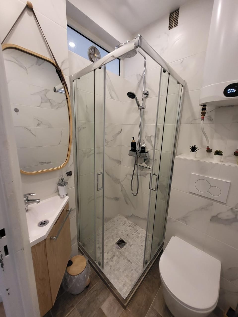 Toilet, Bathroom