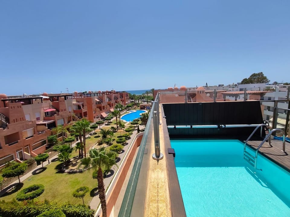 View (from property/room), Pool view, Sea view