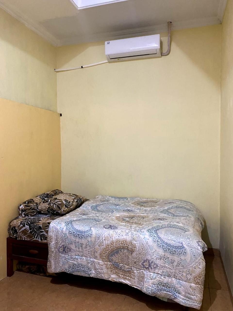 Cosinus PogungLor B House in Special Region of Yogyakarta