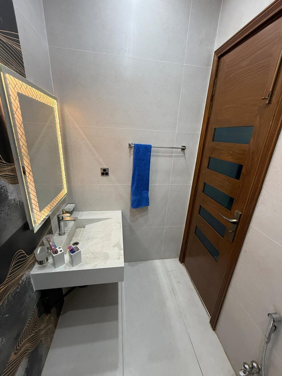 3BR Entire Designer House Families Groups DHA XI House in Lahore