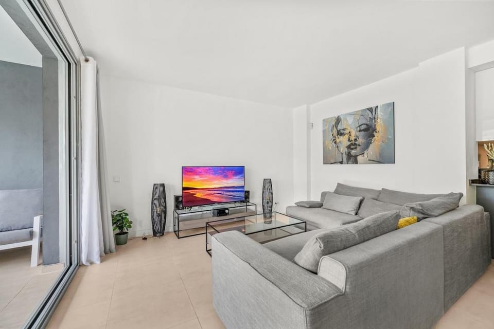 Spacious Garden Apartment With Balcony by Caseo Apartment in Costa del Sol