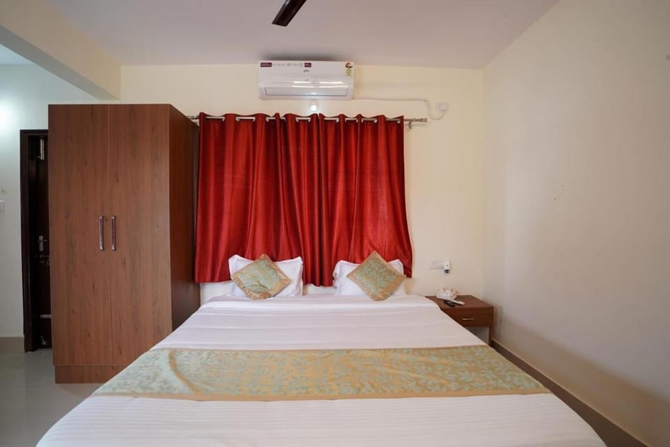 Penthouse with Private Balcony & Terrace Access House in Bengaluru