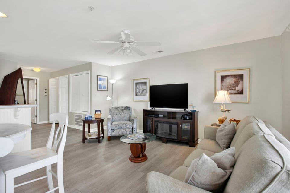 High Tide Hideaway House in Tybee Island
