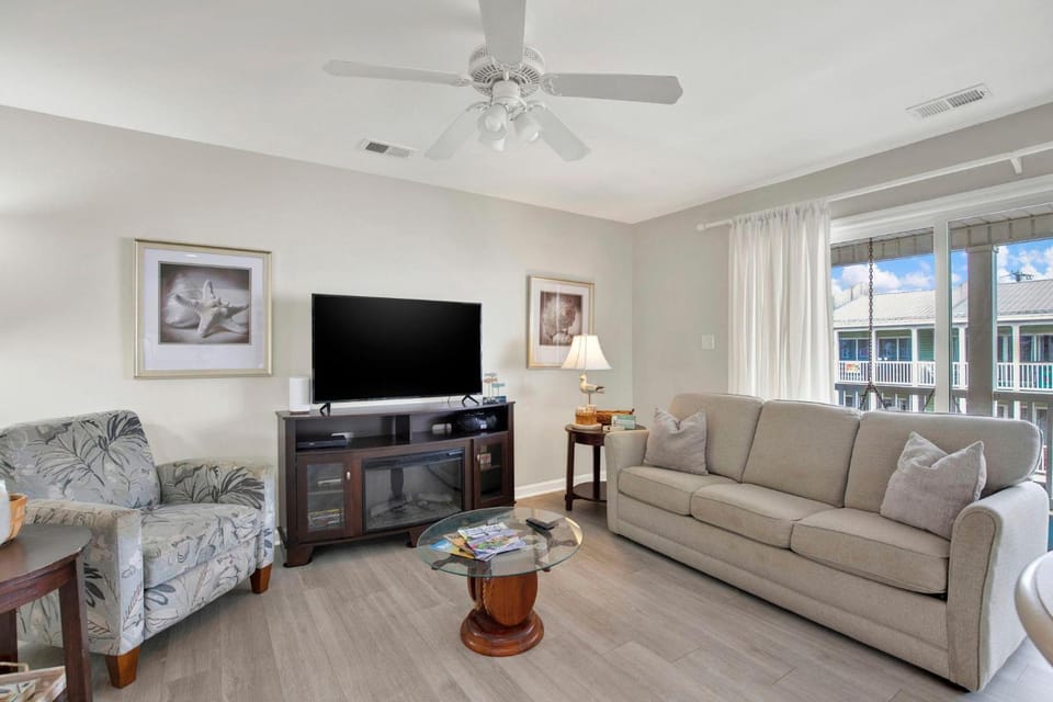 High Tide Hideaway House in Tybee Island