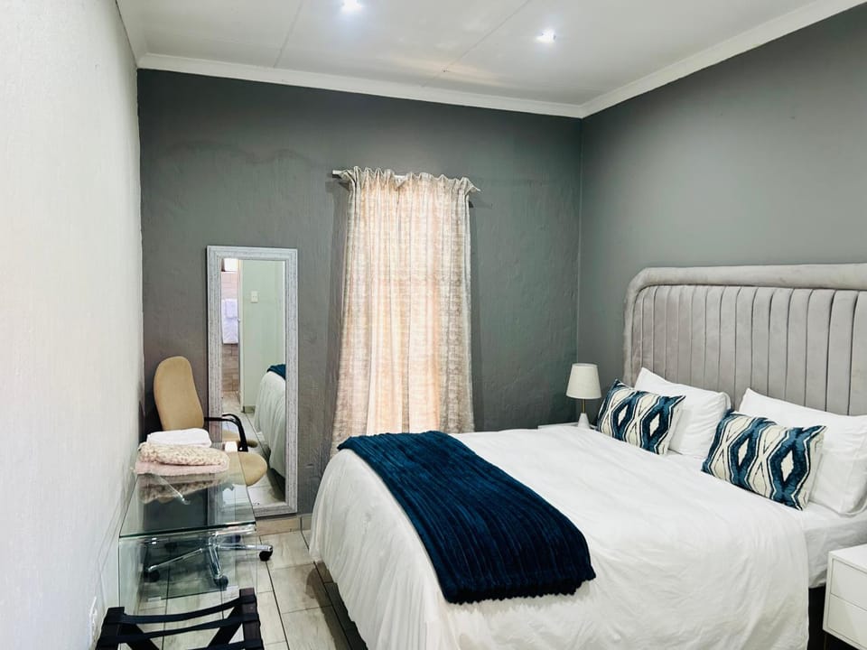 Cozy Private Guest Wing in Boskruin Randburg Apartment in Randburg