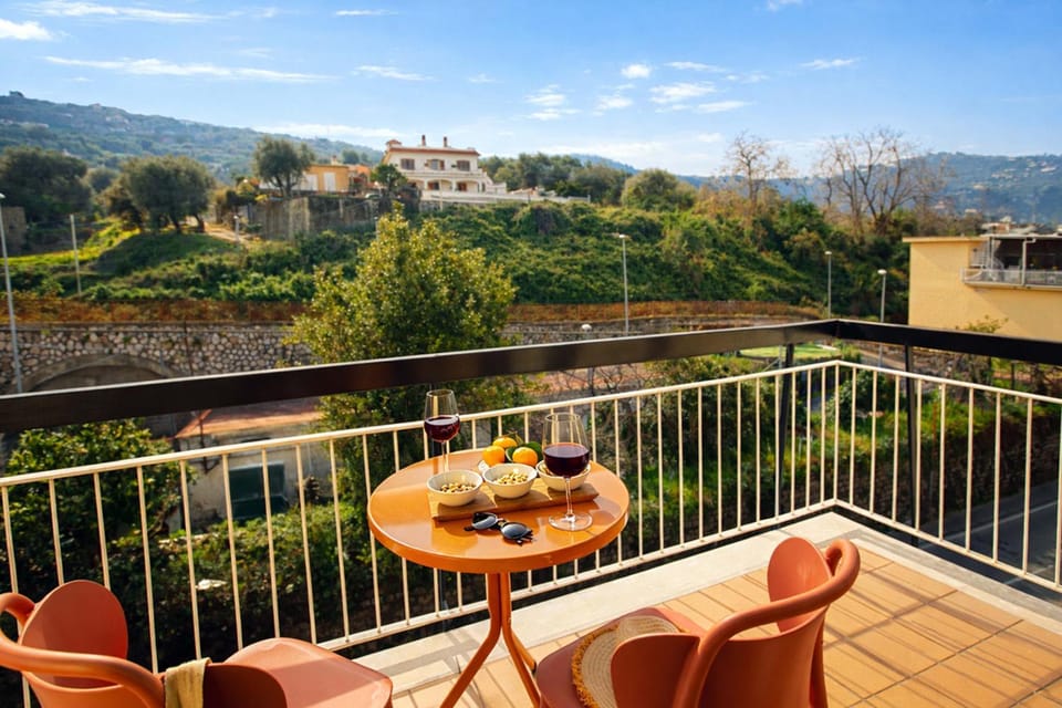 Day, Balcony/Terrace