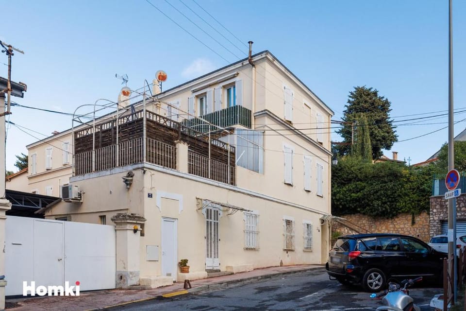 appartement cosy sur le Cannet Apartment in Mougins