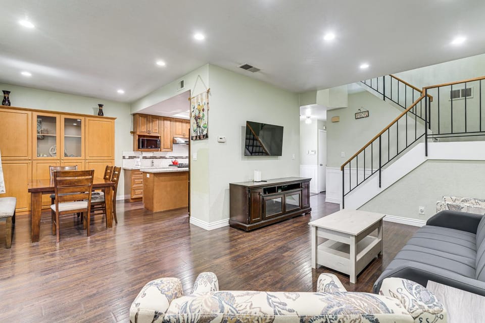 Near Tech HQs & Soccer: Commuter’s Fremont Hub House in Hayward