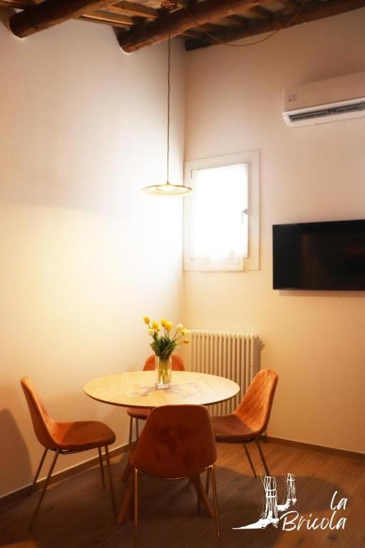 Kitchen or kitchenette, kitchen, kitchen