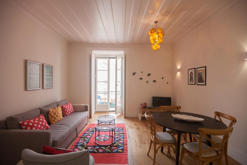 FLH Restauradores Bright & Chic Flat with Balcony Apartment in Lisbon