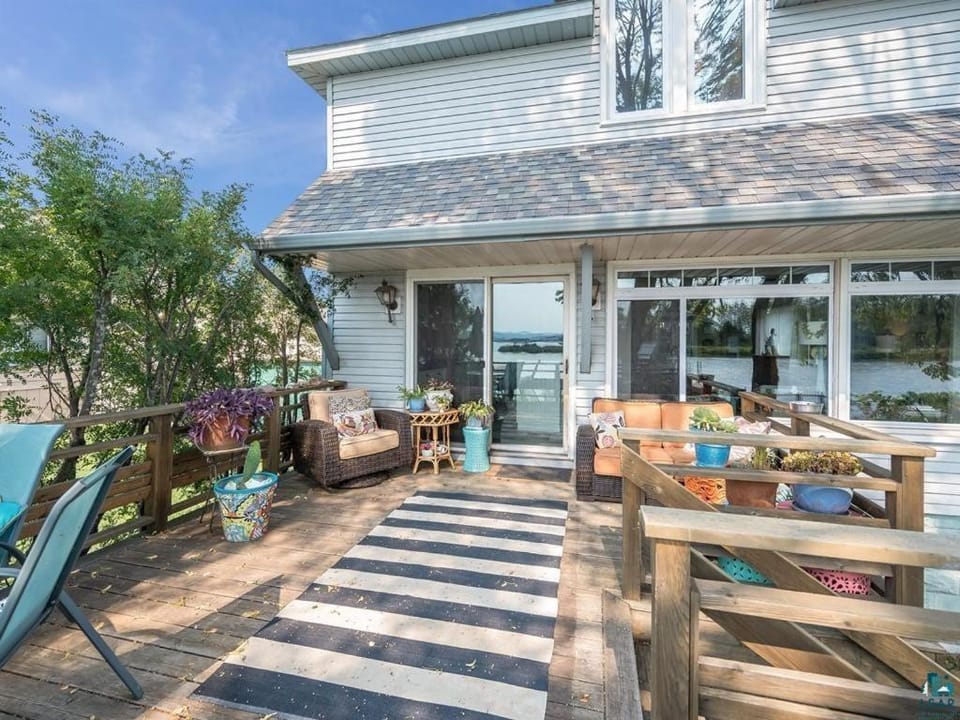 Property building, Patio, Garden, Balcony/Terrace