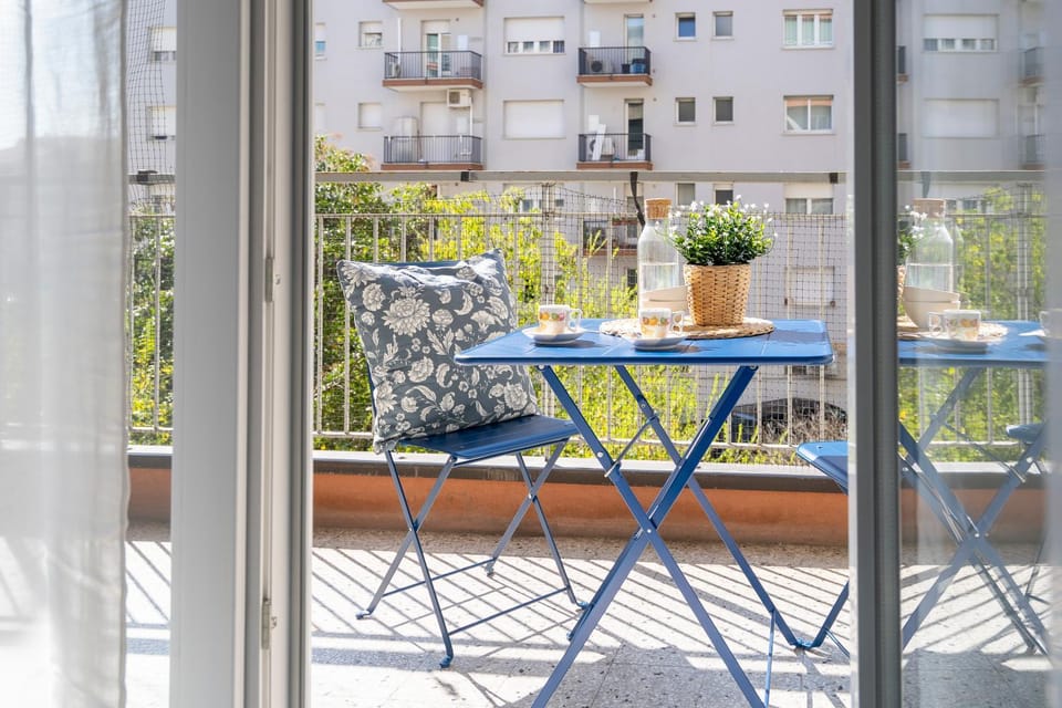 Day, View (from property/room), Balcony/Terrace, Dining area