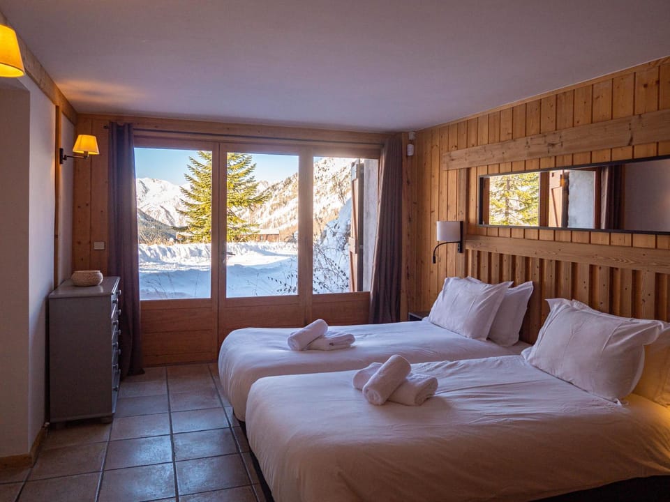 Chalet Marmotte Chalet in Isola