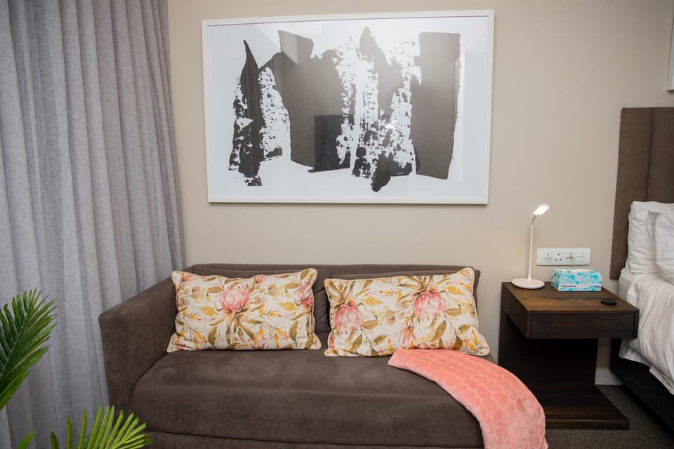 Suite 506 Menlyn Luxury Apartment in Pretoria