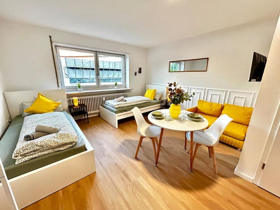 Dining area, Bedroom