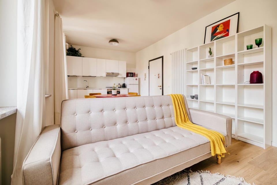 Kitchen or kitchenette, Living room, Seating area