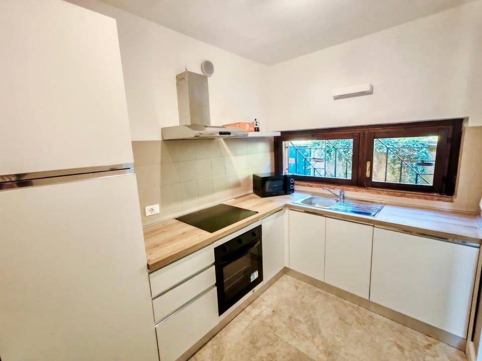 D'Annunzio Apartment in Lake Garda