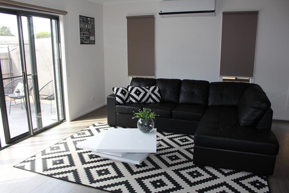 Lounge or bar
