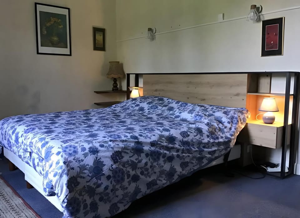 Living room, Bedroom