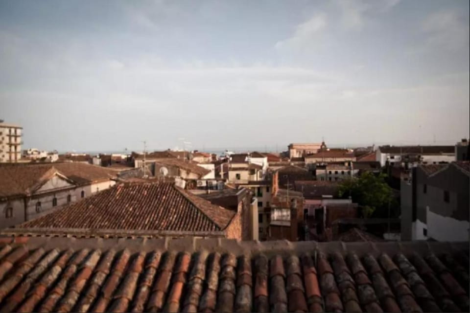 Neighbourhood, City view
