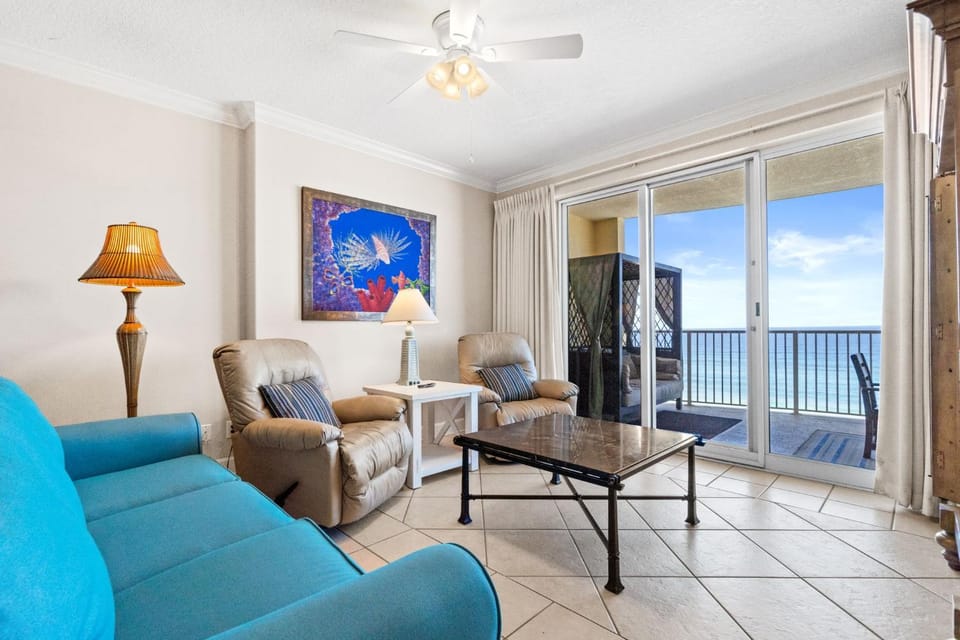 TV and multimedia, View (from property/room), Balcony/Terrace, Living room, Sea view