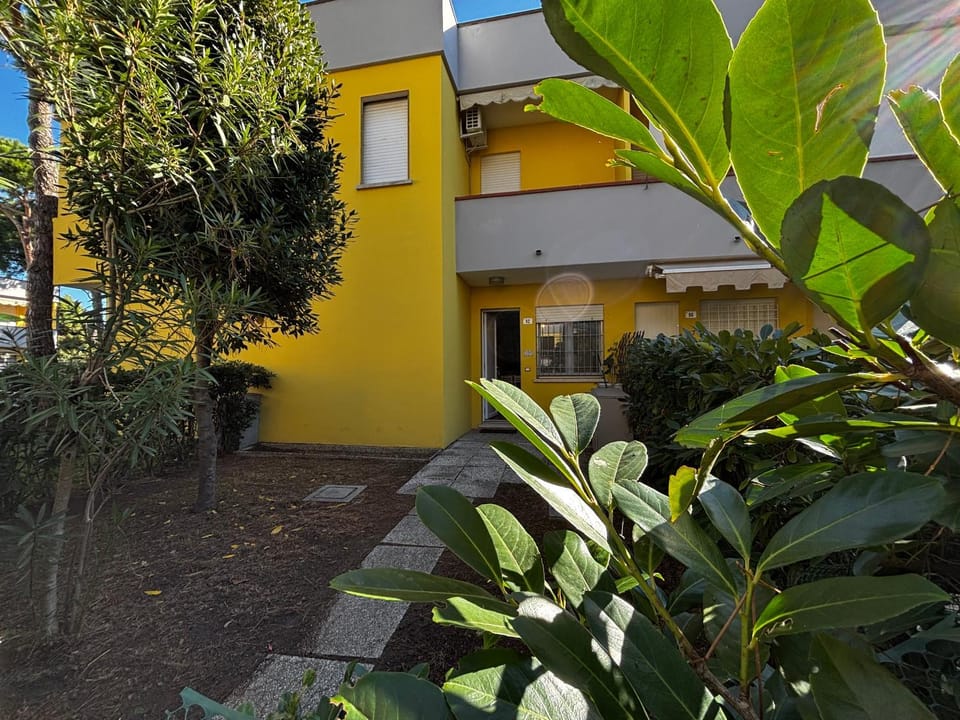 Property building, Garden, Garden view