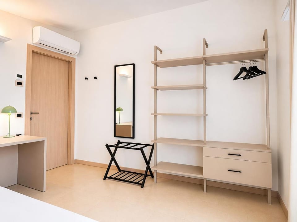 wardrobe, air conditioner