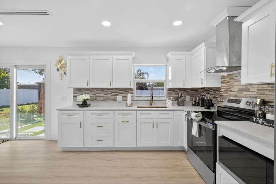 Central Tampa 3BR-2BA Near Stadium & Airport House in Egypt Lake-Leto