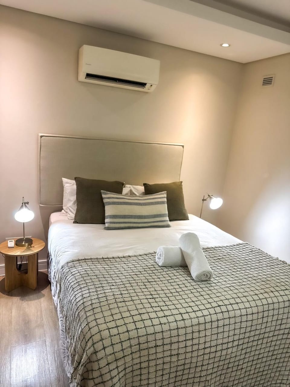 The Warwick Urban Nest Stylish 1BR in Greenpoint Apartment in Cape Town