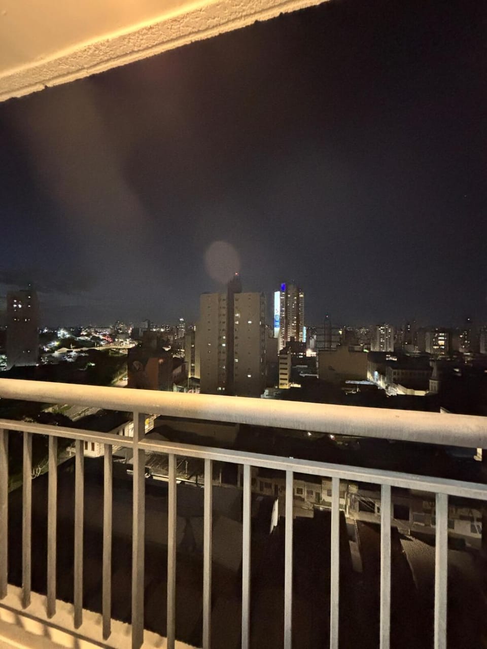 Apartamento completo no coração de Campinas by Ap Smart Apartment in Campinas