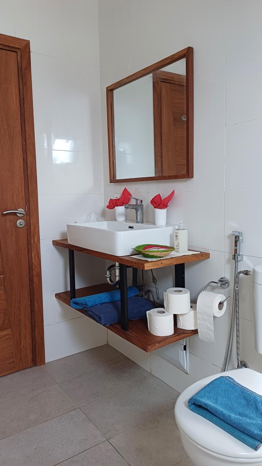 RoK Guelwar Guesthouse Bed and Breakfast in Thiès Region, Senegal