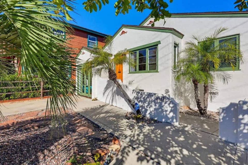 Birdrock Surf Cottage House in La Jolla