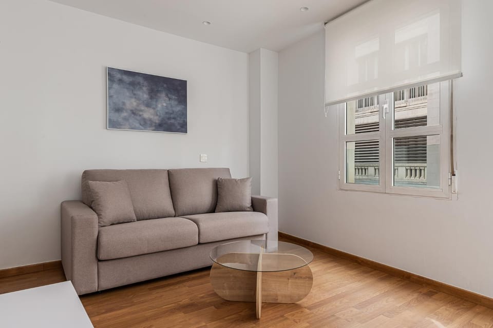 Waou Urban Home Gran Via III - Corta Duración Apartment in Centro
