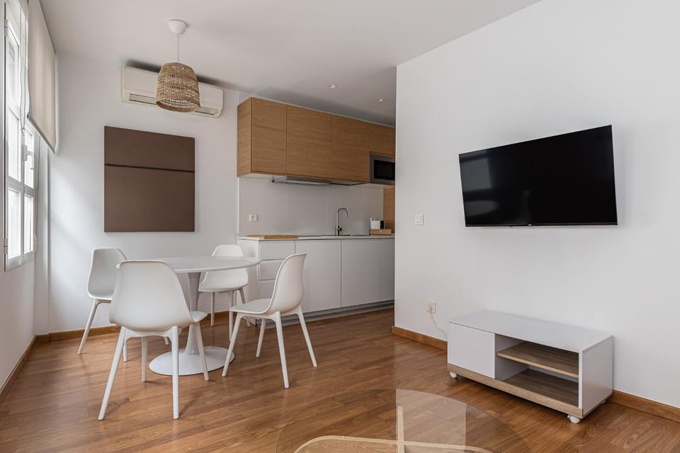 Waou Urban Home Gran Via III - Corta Duración Apartment in Centro
