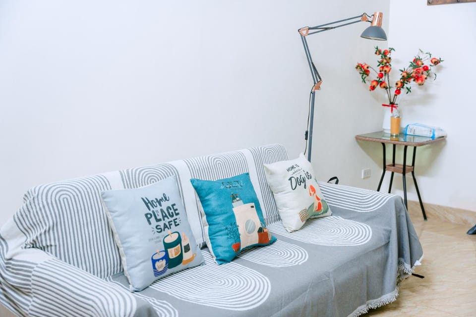 KADA Home - C123 - Steps to Train & Cuisine streets Vacation rental in Hanoi