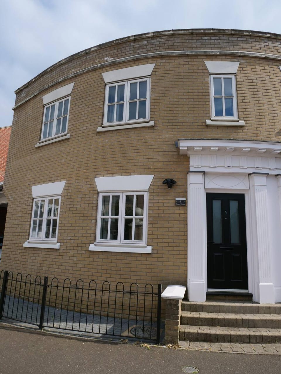Property building, Facade/entrance