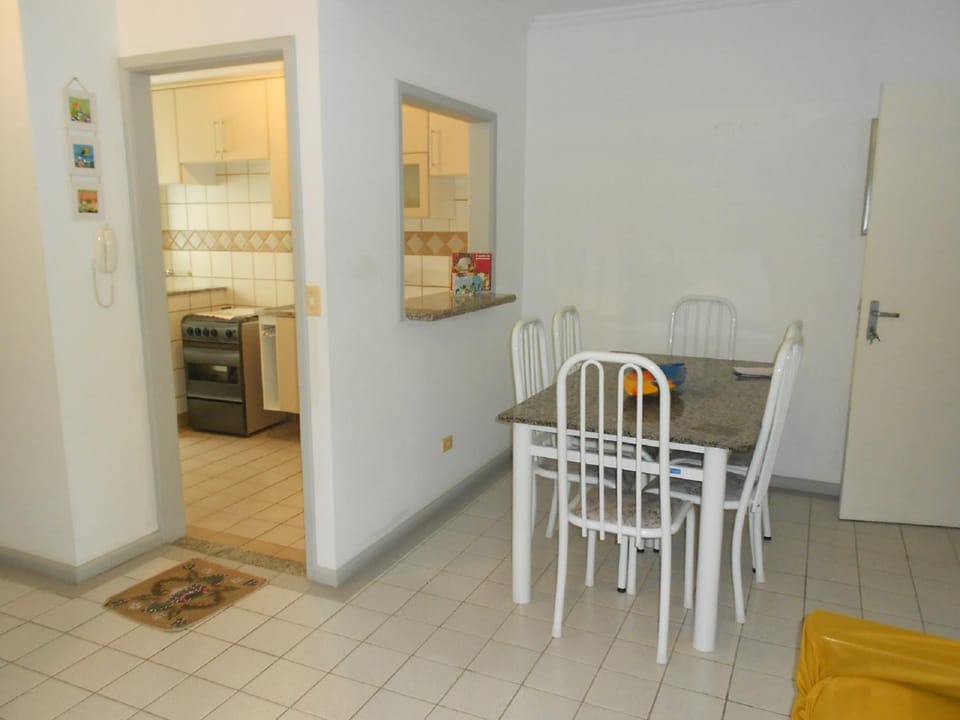 apartamento martim de sá 3 dormitórios piscina 24 Apartment in Caraguatatuba