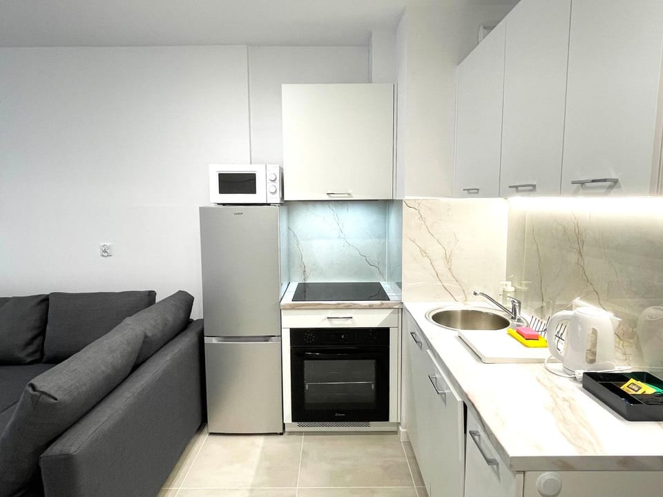 Kitchen or kitchenette, Seating area