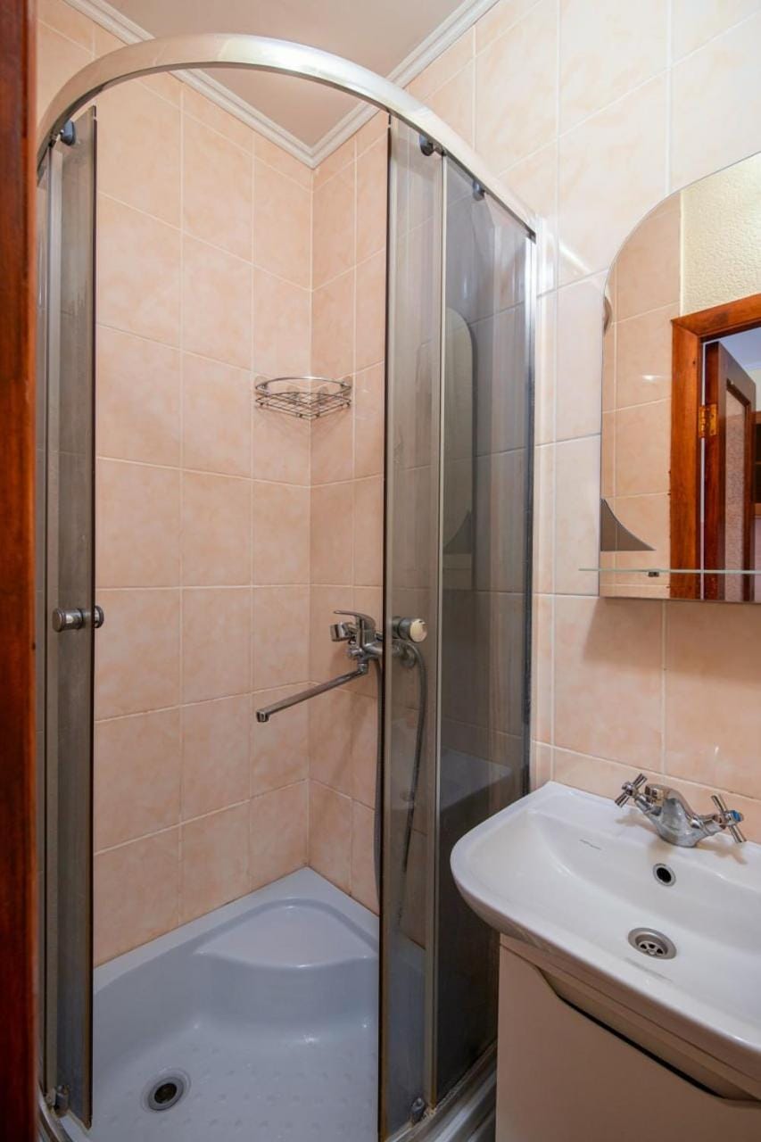 Смарт на пр Наукі 76Юрідична Академія Apartment in Dnipro