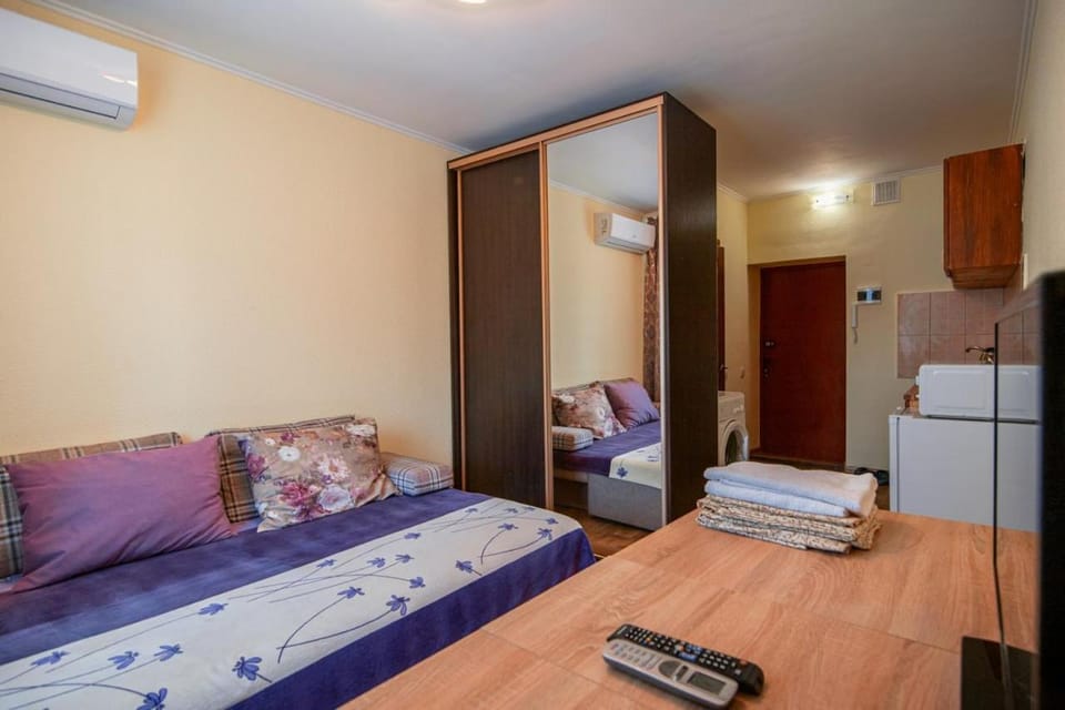 Смарт на пр Наукі 76Юрідична Академія Apartment in Dnipro